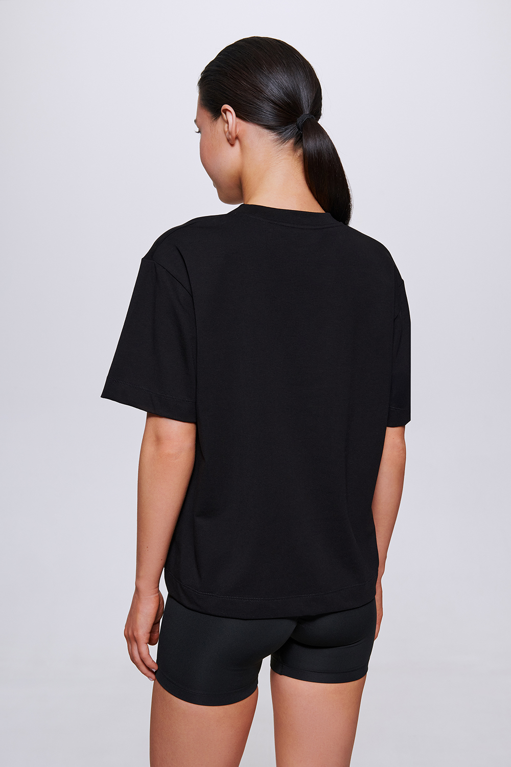 PA-1005-22-BLACK · LOOK 02