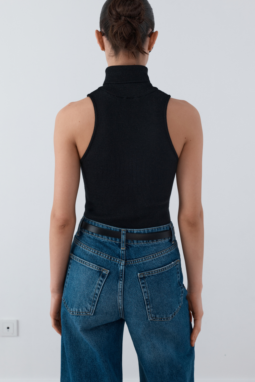 PA-2117-BLACK · LOOK 03