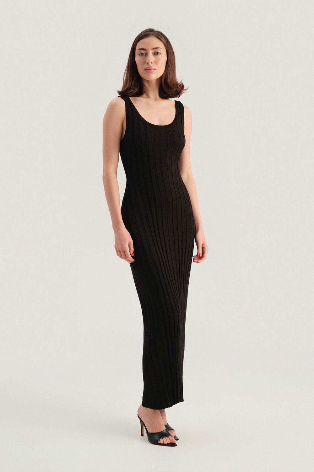PA-2126-BLACK · LOOK 03