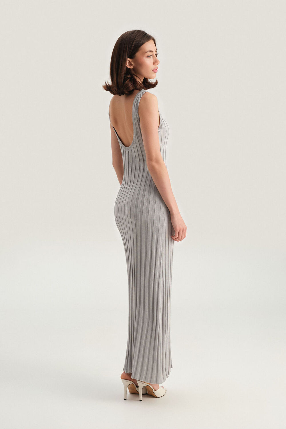 PA-2126-LIGHT-GREY · LOOK 01