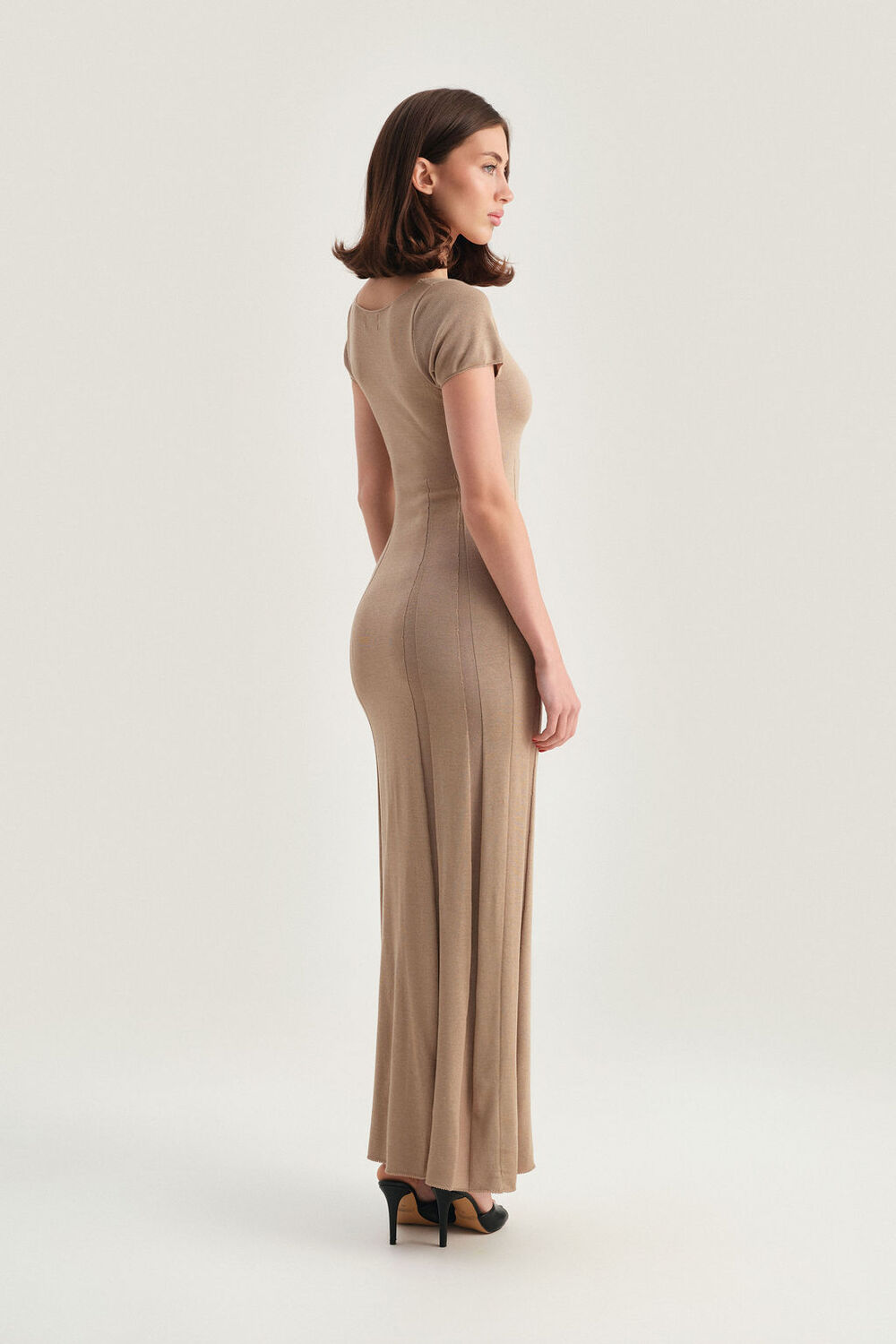 PA-2132-BEIGE · LOOK 03