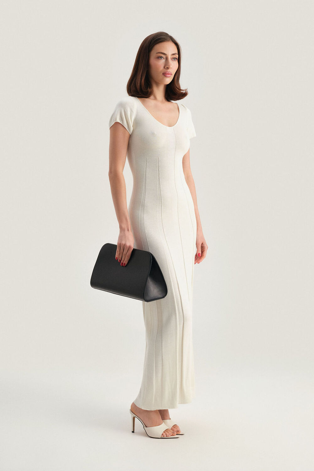 PA-2132-MILK · LOOK 01