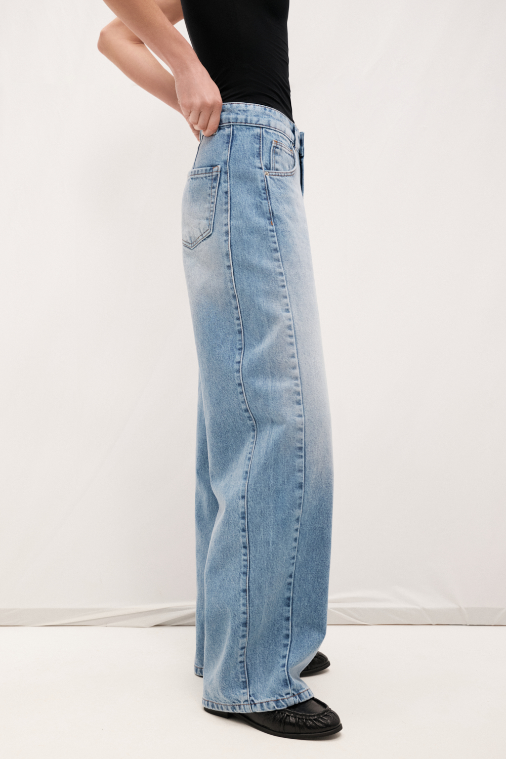 PA-2514-BLUE · LOOK 02