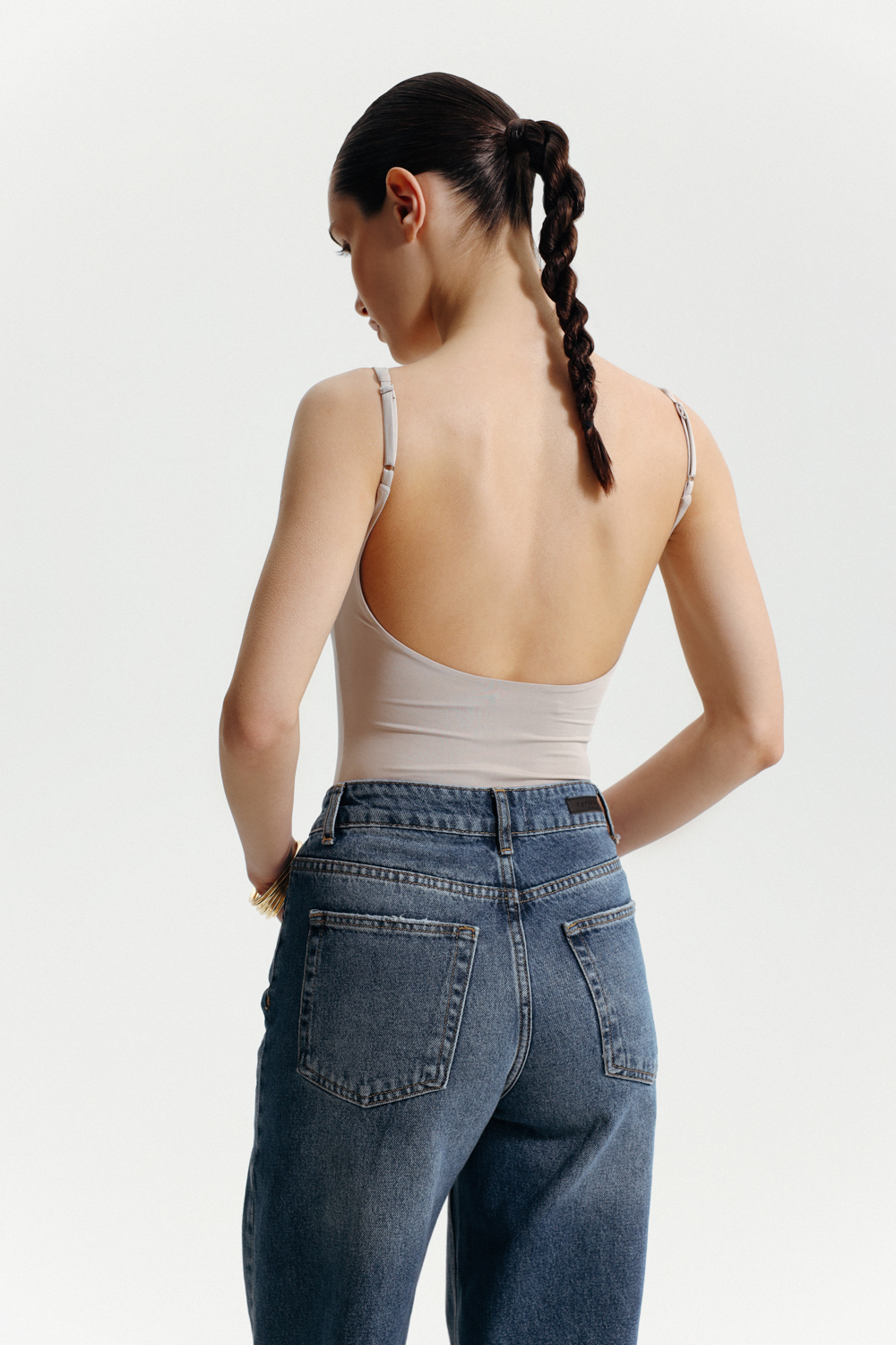 PA-734-1-NUDE · LOOK 01