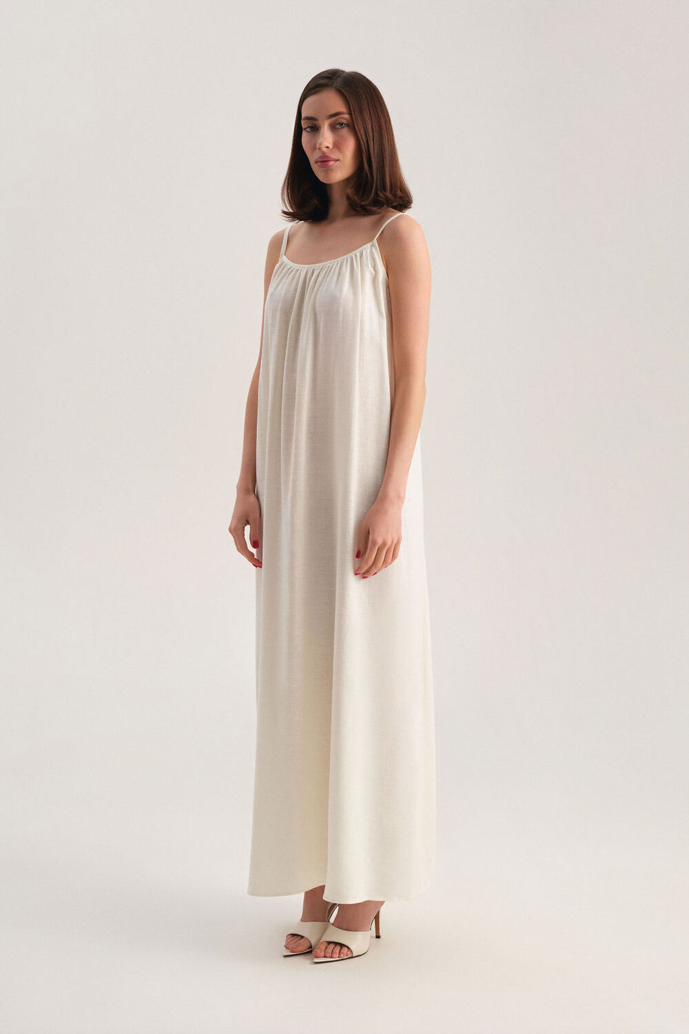 PA-845-MILK · LOOK 01