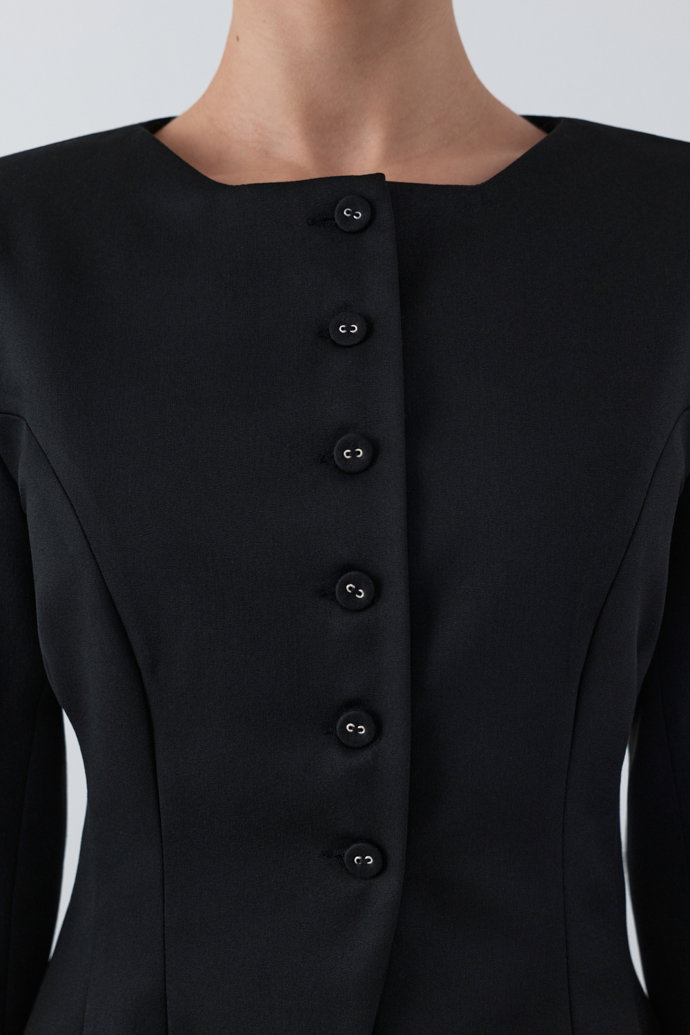 PA-894-BLACK · LOOK 02