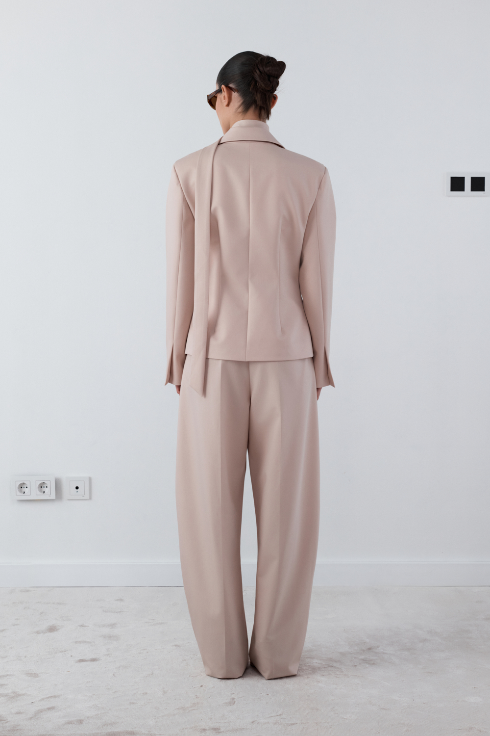 PA-897-PUDRA · LOOK 02