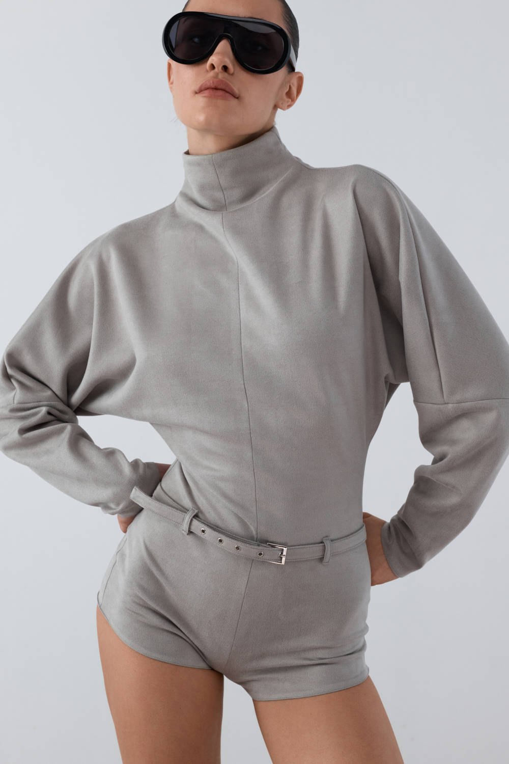 PA-900-1-GREY · LOOK 02