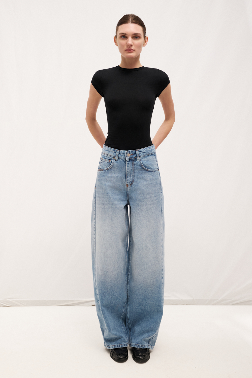 PA-919-1-BLACK · LOOK 03