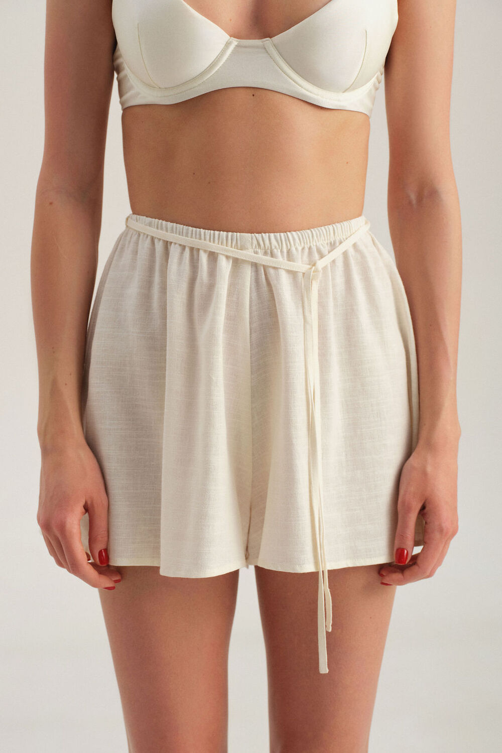 PA-940-1-MILK · LOOK 02