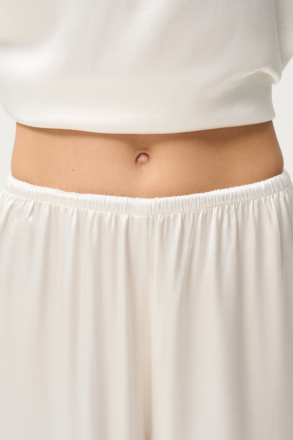 PA-943-IVORY · LOOK 03