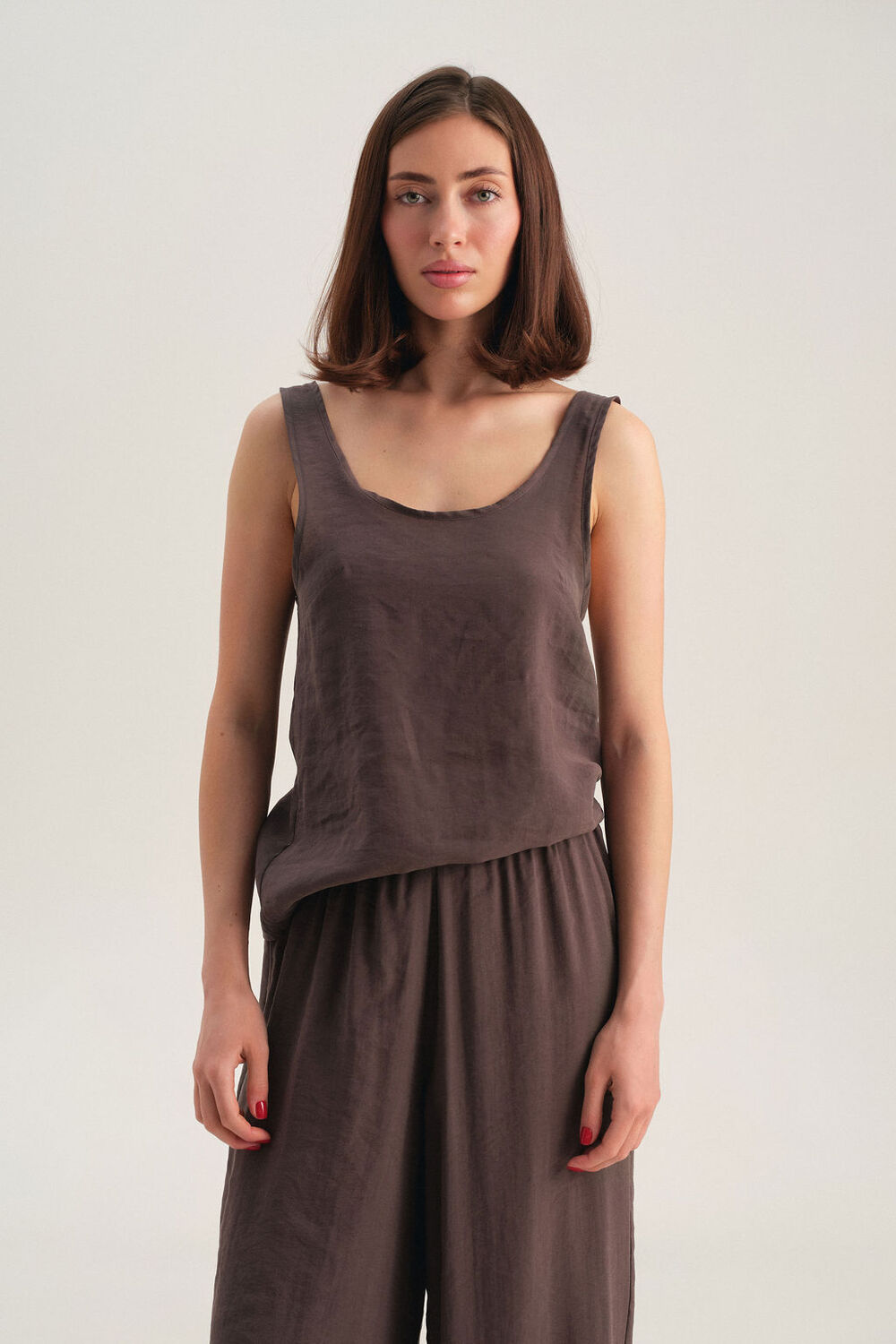PA-954-GRAPHITE · LOOK 02